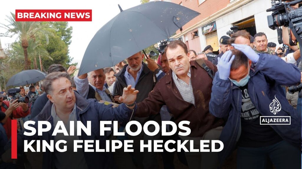 Spain’s king booed in flood-hit Valencia: Crowds protest against the government’s response