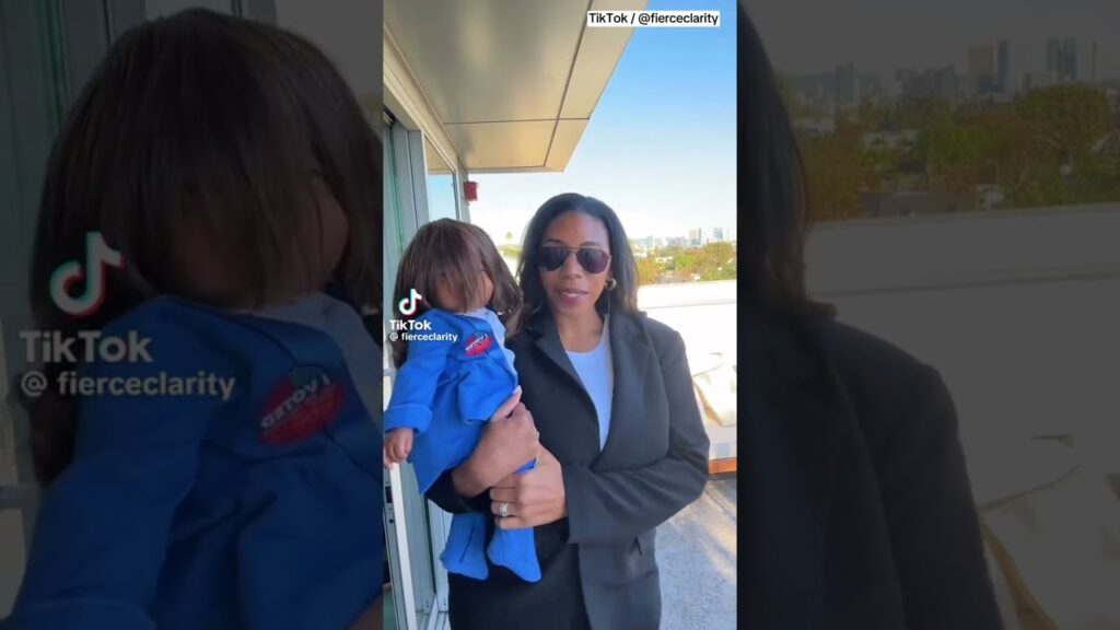 Kamala Harris costumes take over Halloween