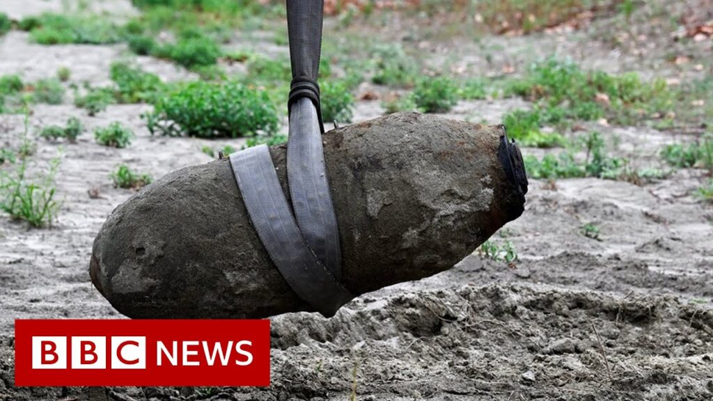 Unexploded WWII bomb revealed in drought-hit Italian river – BBC News