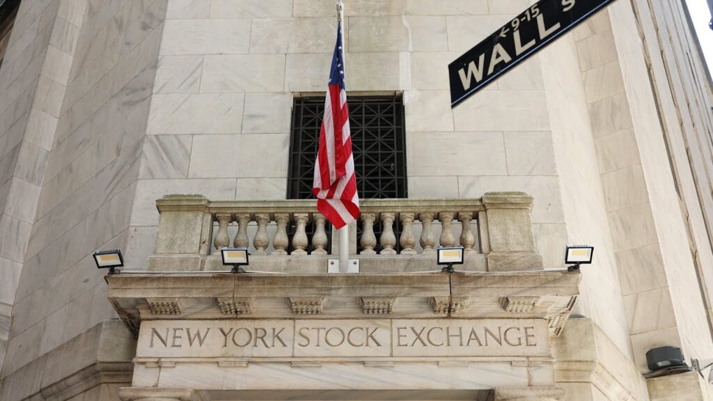 Indexes End Lower Amid Recession Fears
