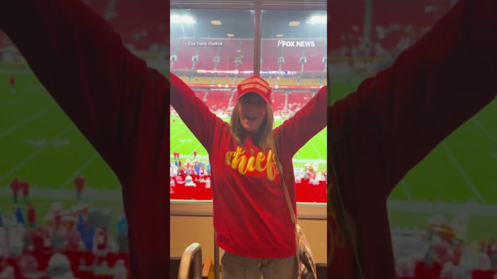 Patrick Mahomes’ mom endorses Trump at Chiefs game