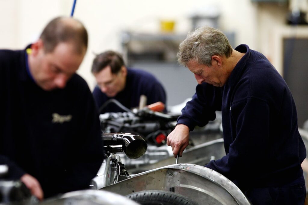 UK economy flatlined in July after sharp contraction in manufacturing