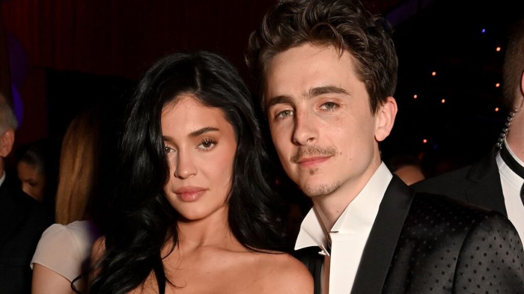 Kylie Jenner shows off her incredible body amid breakup and pregnancy rumors