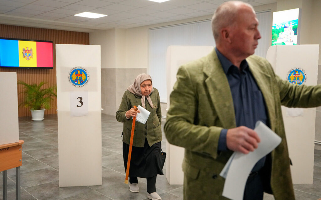 Moldovans vote in tense election plagued by Russian interference claims