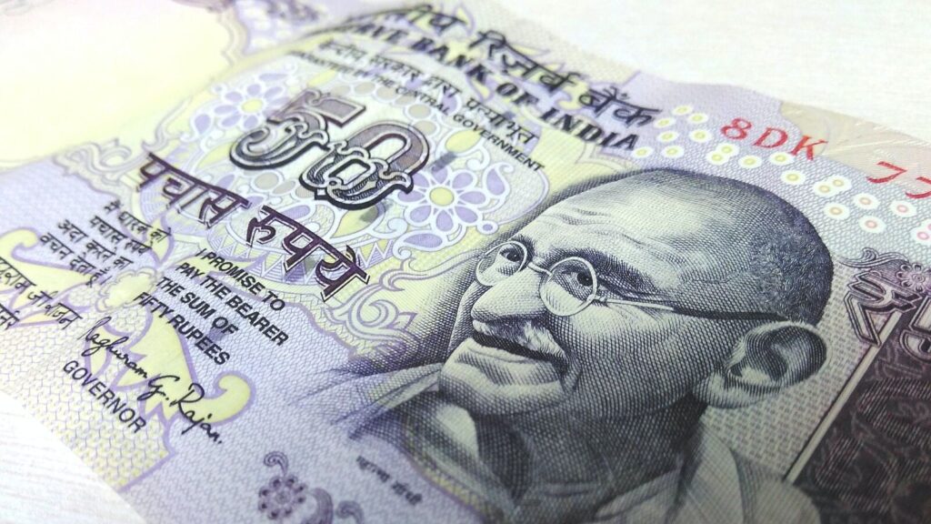Personal loan: Top-up loan vs new loan – Which one should you choose?