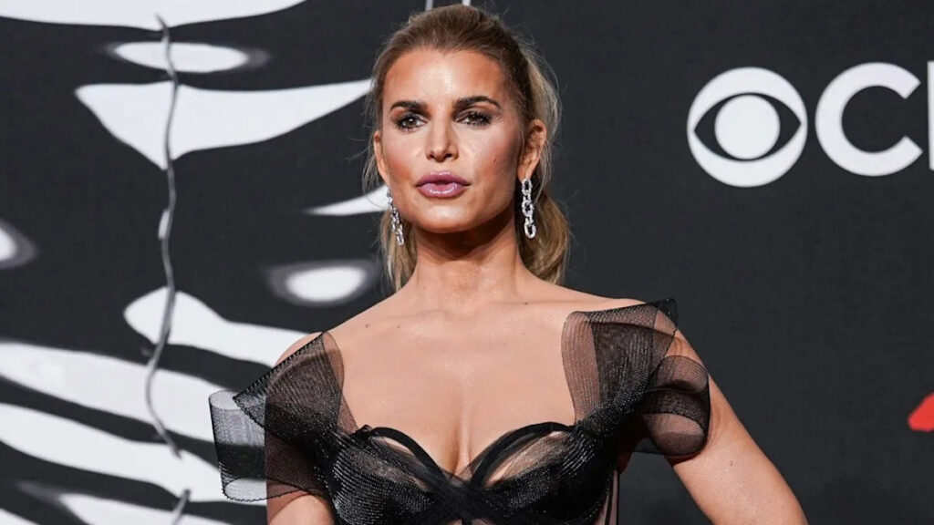 Jessica Simpson ‘Throwing Herself’ at Men She Wants to Date, Pals Think She’s Coming Off As ‘Needy’