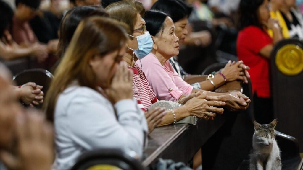 Filipino Catholics join in prayer and fasting for political change