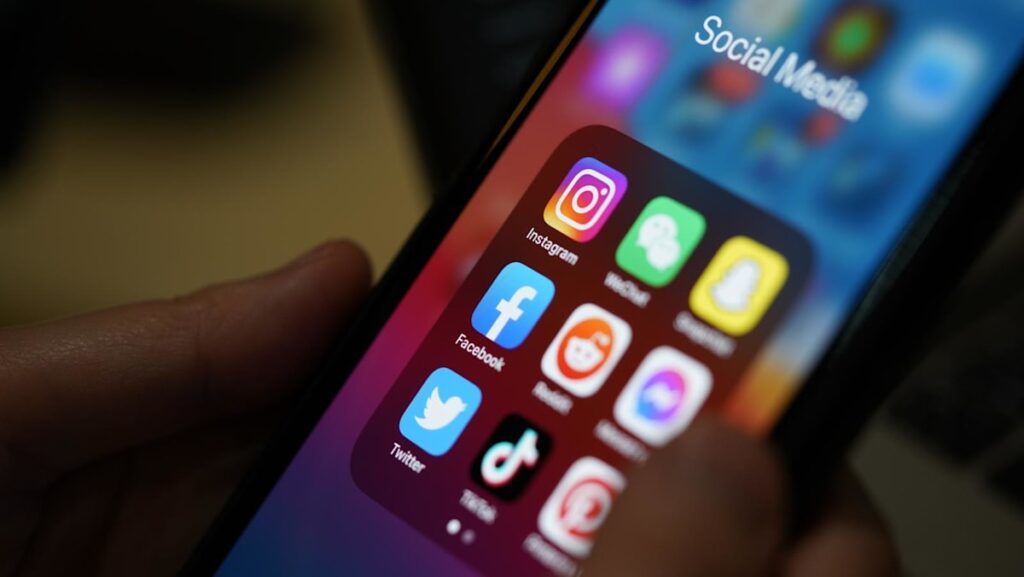 Australia to tackle deepfake nudes, online stalking
