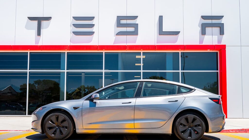Tesla (TSLA) Q3 2025 vehicle deliveries report