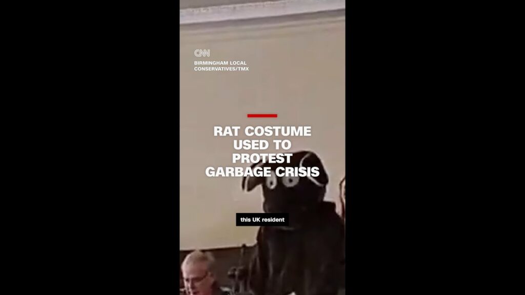 Rat costume used to protest mounting garbage crisis in UK