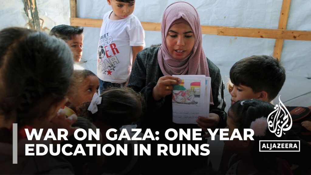 Makeshift classrooms in Khan Younis: Teacher continues lessons amid the rubble