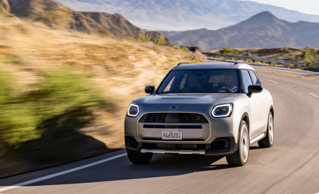 7 Celebrities That Drive Economy Cars to Secretly Blend In