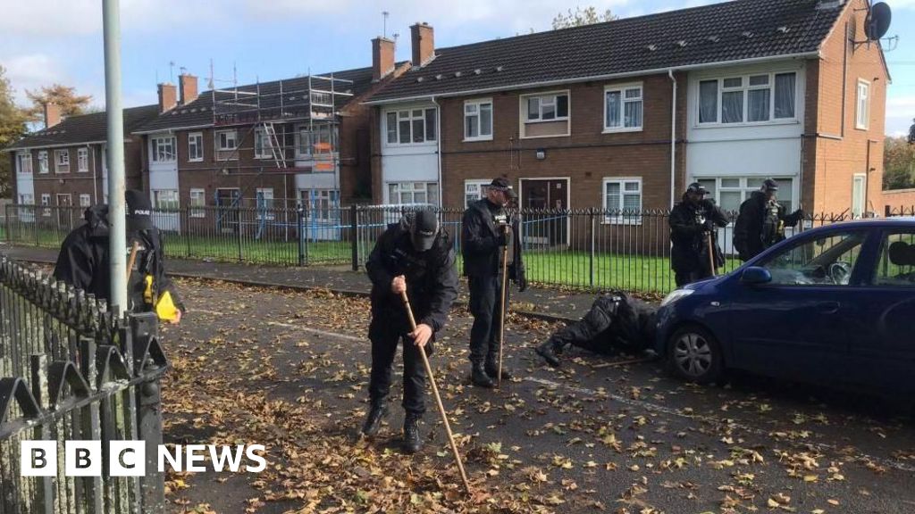 Wolverhampton murder investigation after man, 30, fatally shot Wolverhampton murder investigation after man, 30, fatally shot