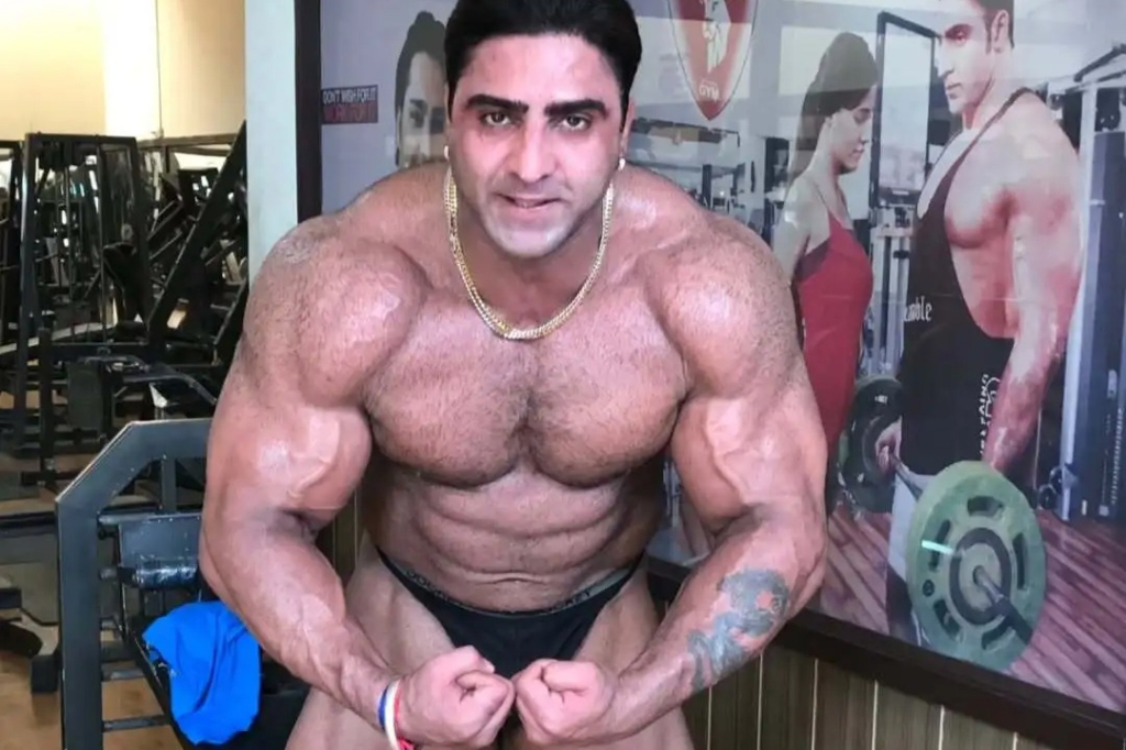 Bodybuilding ‘icon’ who represented Arnold Schwarzenegger’s brand dies from heart attack aged just 42