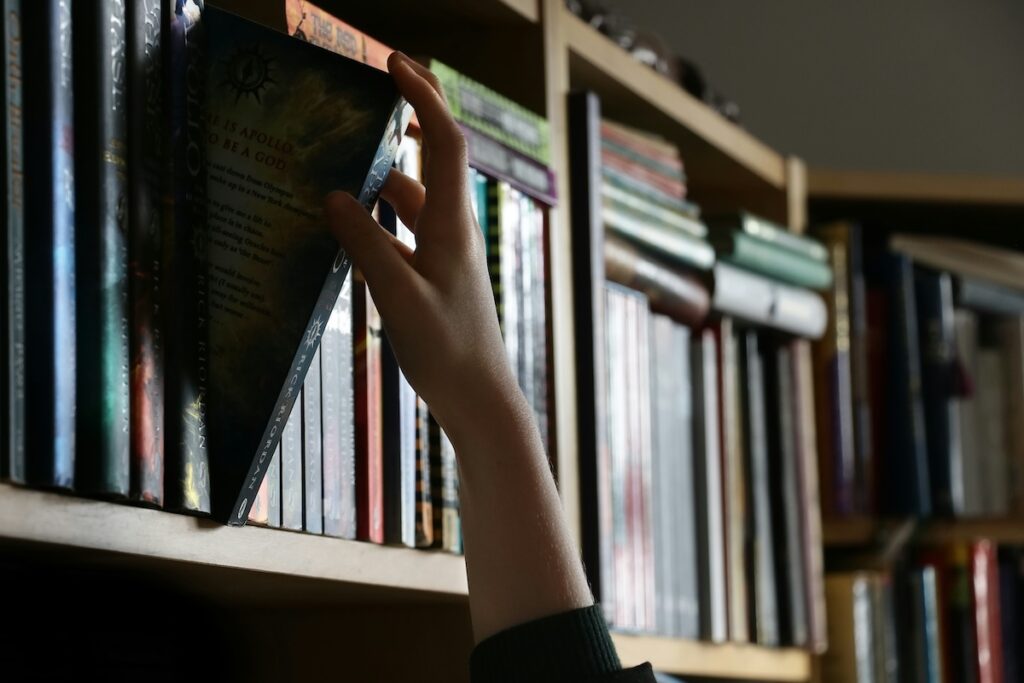 Books removed from KY military schools must be returned: judge