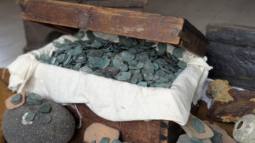 Long-lost Spanish treasure worth m discovered off Florida coast | US News